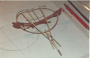 Gestellkreuz und Gestelkreis bilden die Grundlage der Gleitflugzeuge Otto Lilienthals